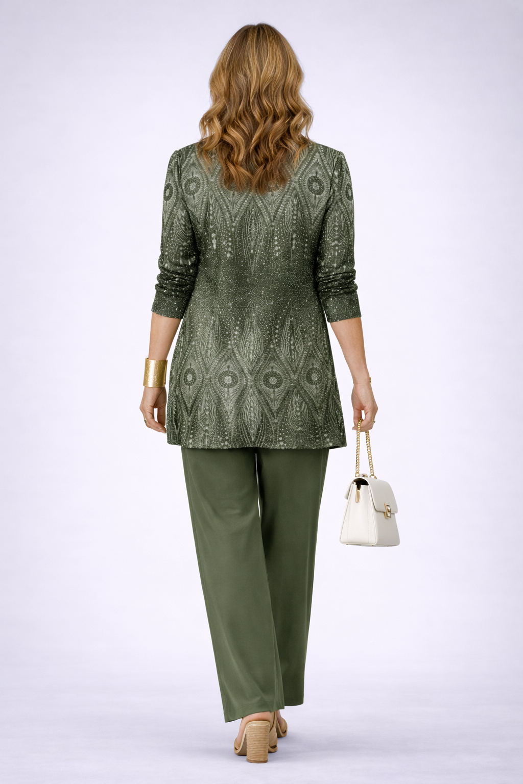 HANNELORE - CONJUNTO DE TRES PIEZAS EN VERDE