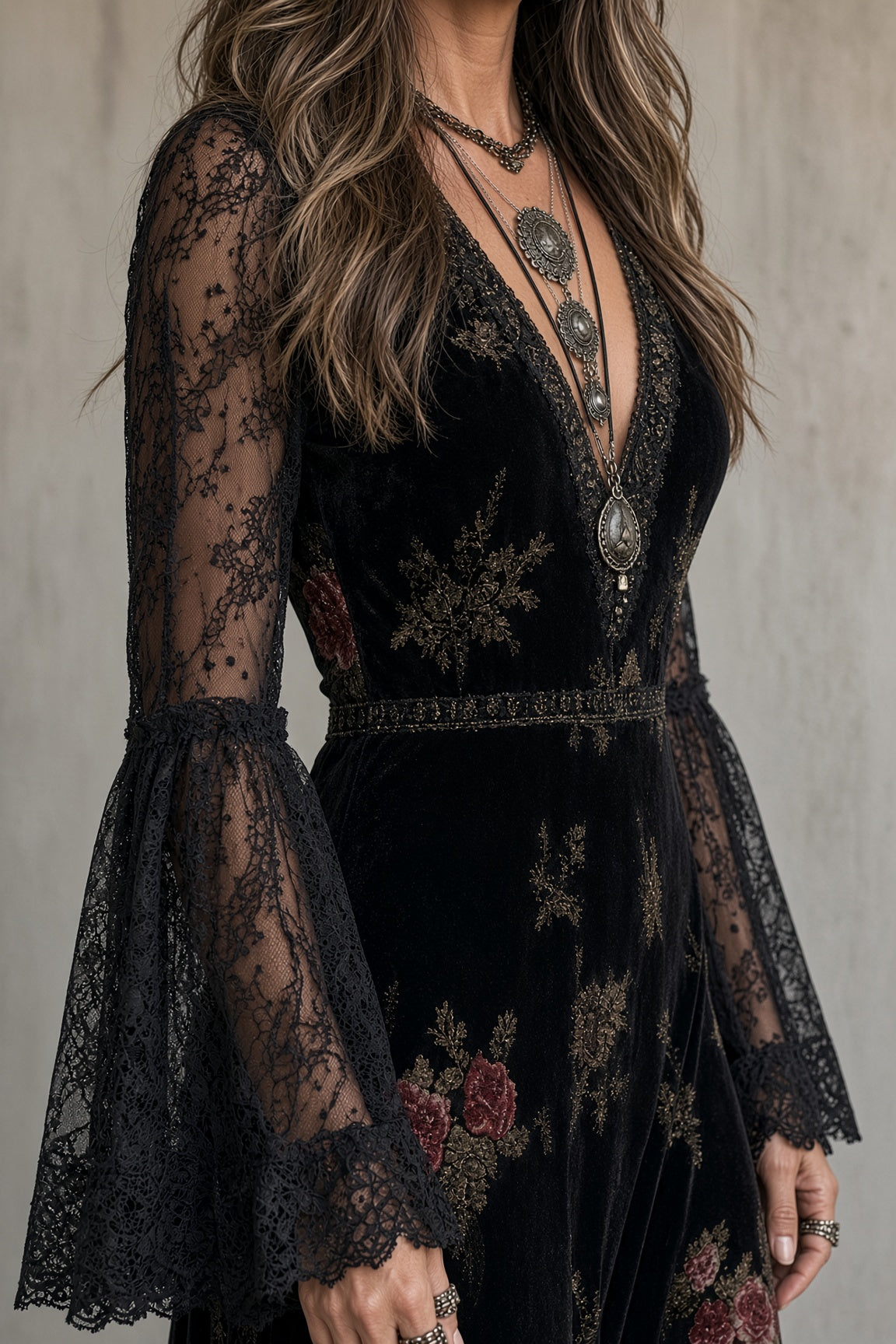 NATALIE - VESTIDO LARGO DE TERCIOPELO CON MANGAS DE ENCAJE