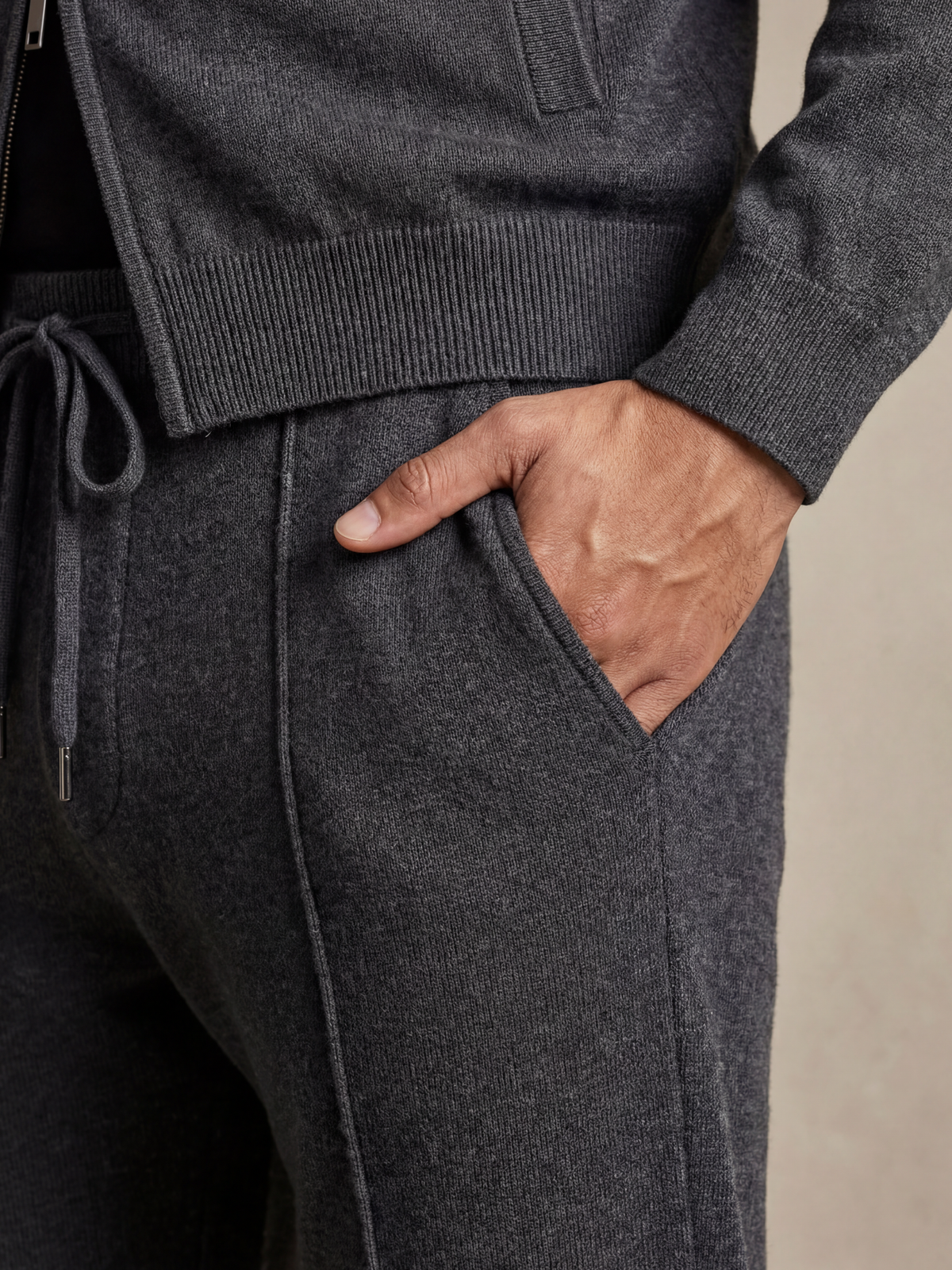 CONJUNTO CON CHAQUETA - GRIS OSCURO