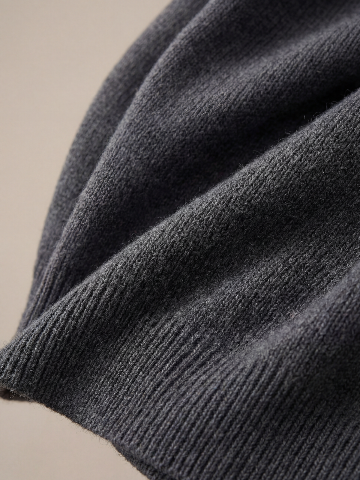 CONJUNTO CON CHAQUETA - GRIS OSCURO