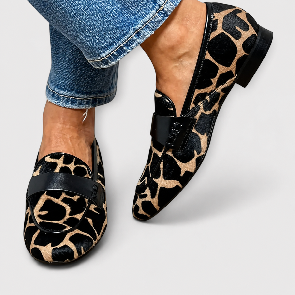 LÉONIE - MOCASINES DE LEOPARDO