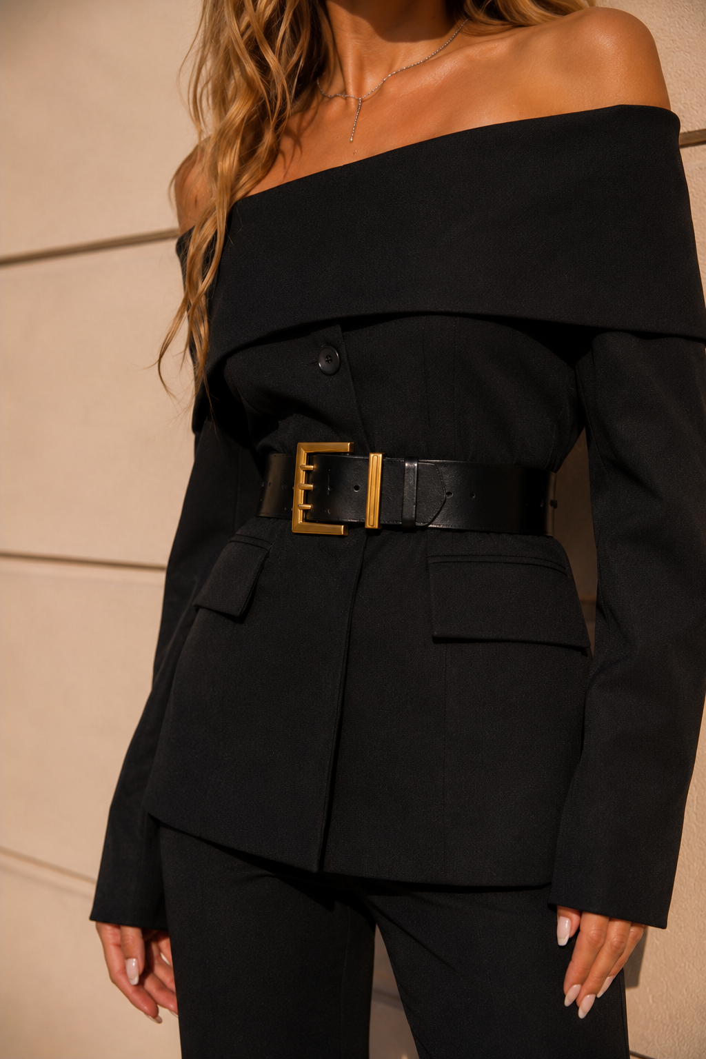 CHAQUETA NEGRA - EDICIÓN EXCLUSIVA