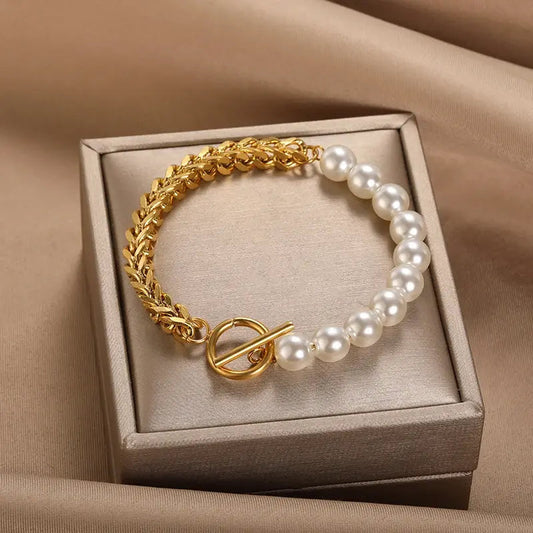 PULSERA ELEGANTE DORADA CON PERLAS