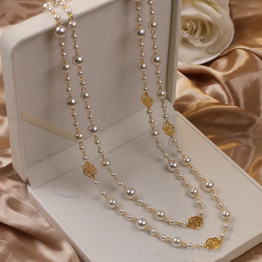 COLLAR LARGO DE PERLAS