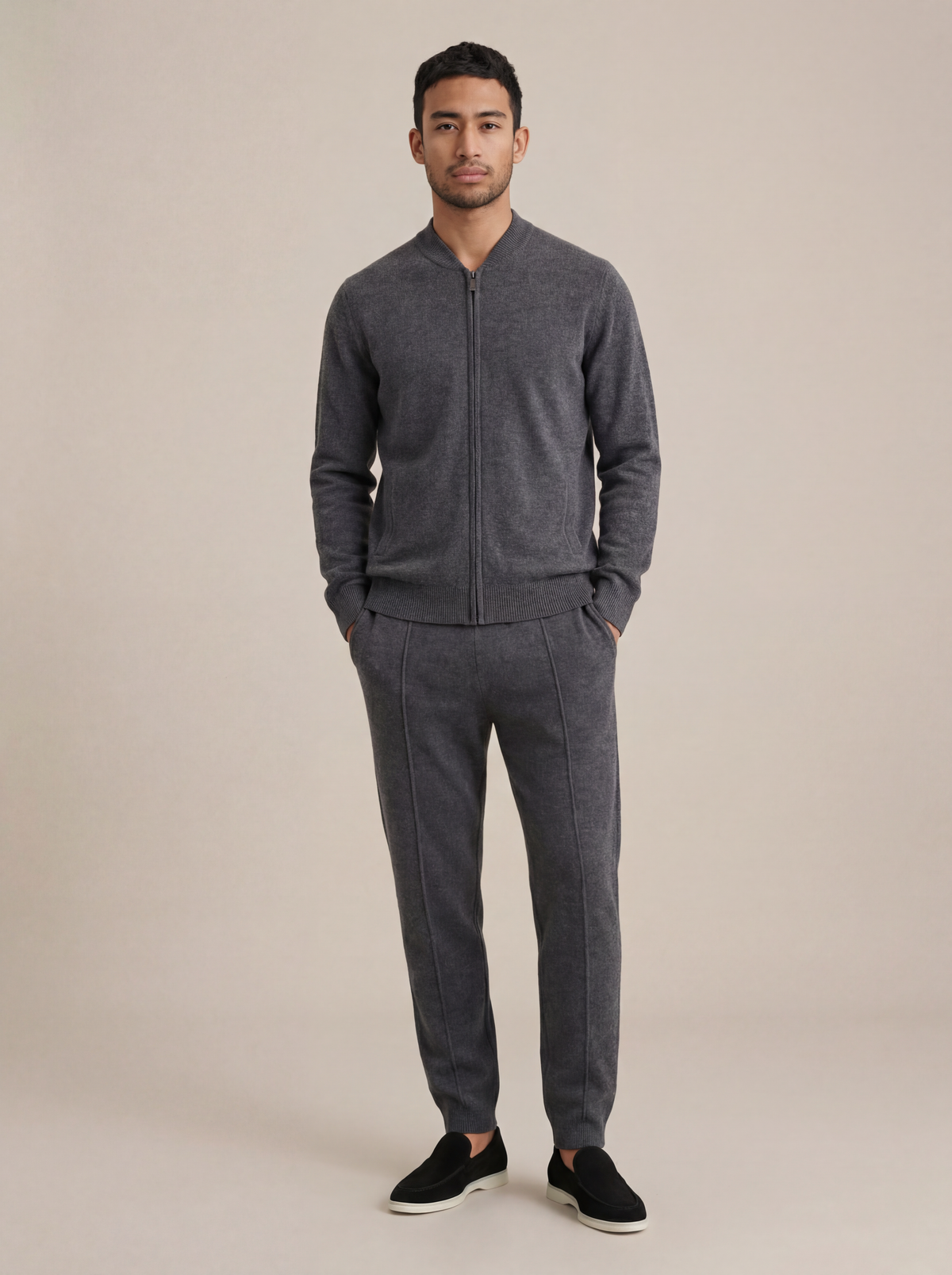 CONJUNTO CON CHAQUETA - GRIS OSCURO