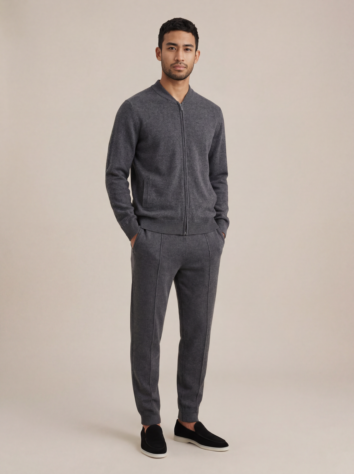 CONJUNTO CON CHAQUETA - GRIS OSCURO