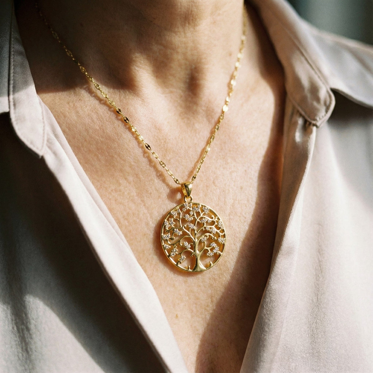 COLLAR ÁRBOL DE LA VIDA DORADO