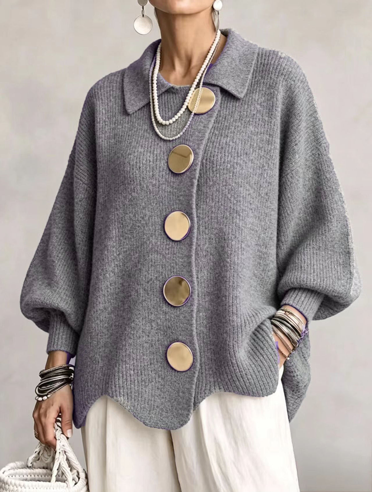ODETTE - CÁRDIGAN OVERSIZE CON BOTONES DORADOS