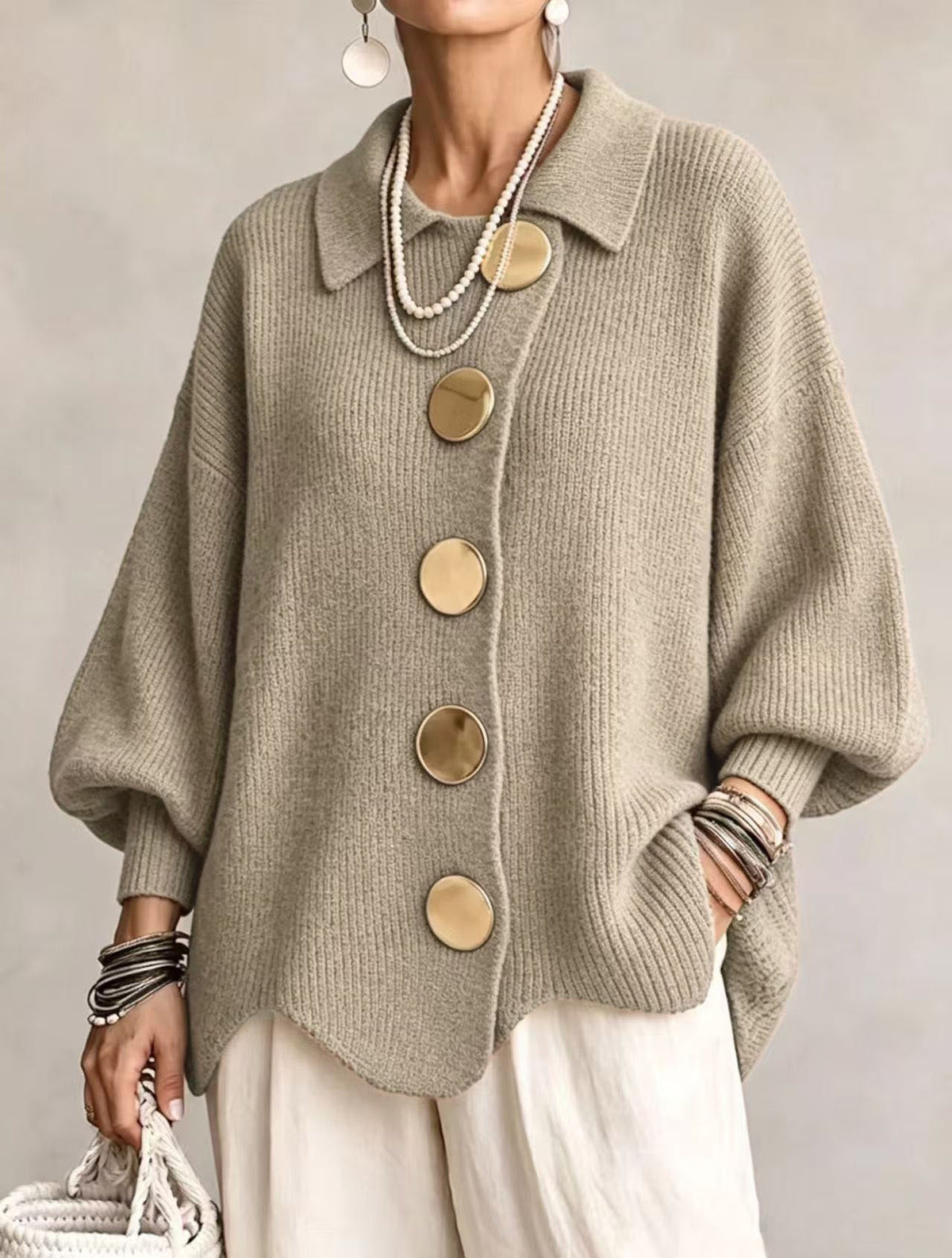 ODETTE - CÁRDIGAN OVERSIZE CON BOTONES DORADOS