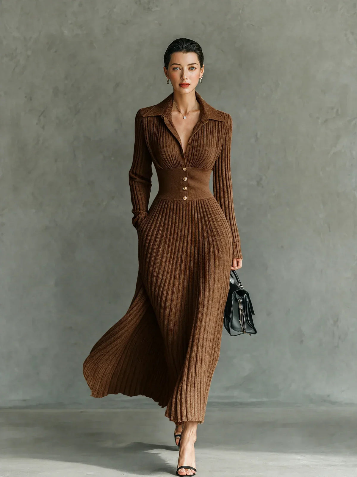 ELVIRE - VESTIDO LARGO PLISADO CON CUELLO DE SOLAPA Y CINTURÓN