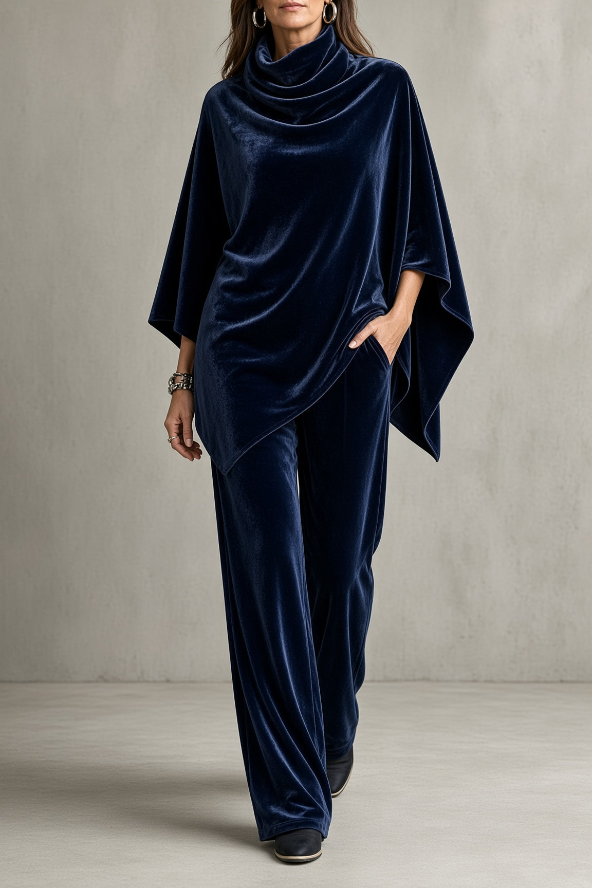MIRANDA - CONJUNTO DE TERCIOPELO CON TOP TIPO PONCHO