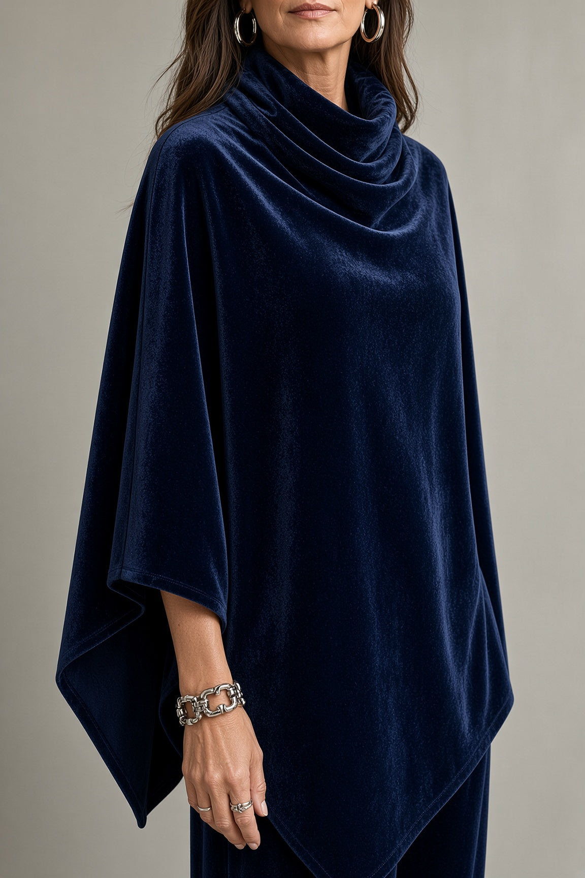 MIRANDA - CONJUNTO DE TERCIOPELO CON TOP TIPO PONCHO