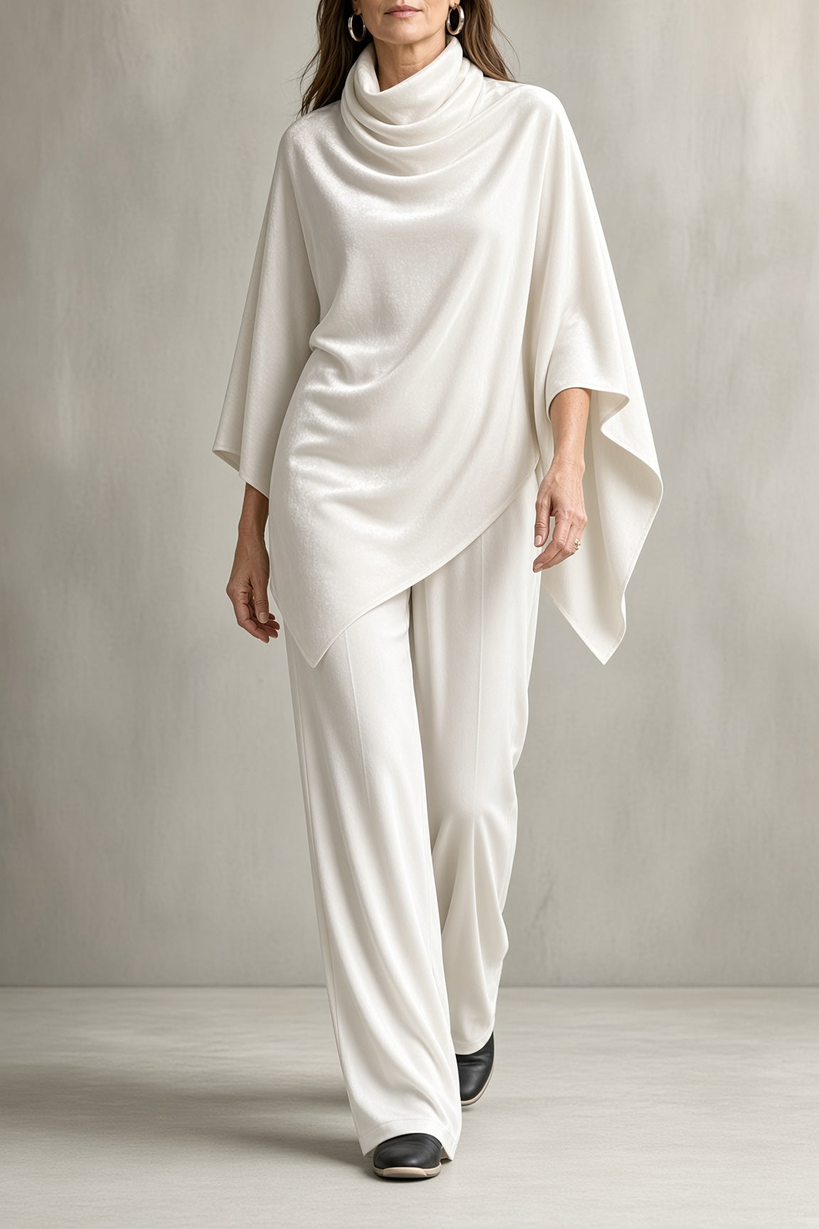 MIRANDA - CONJUNTO DE TERCIOPELO CON TOP TIPO PONCHO