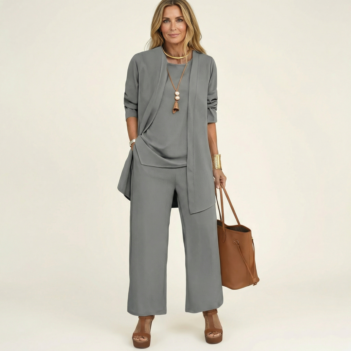 VERENA - CONJUNTO DE TRES PIEZAS CON PANTALÓN ANCHO