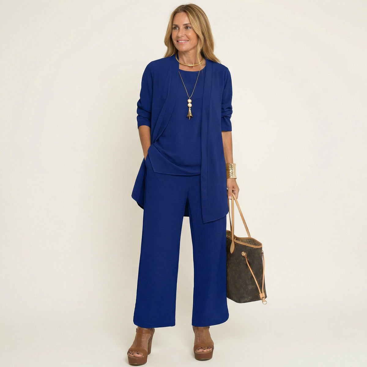 VERENA - CONJUNTO DE TRES PIEZAS CON PANTALÓN ANCHO