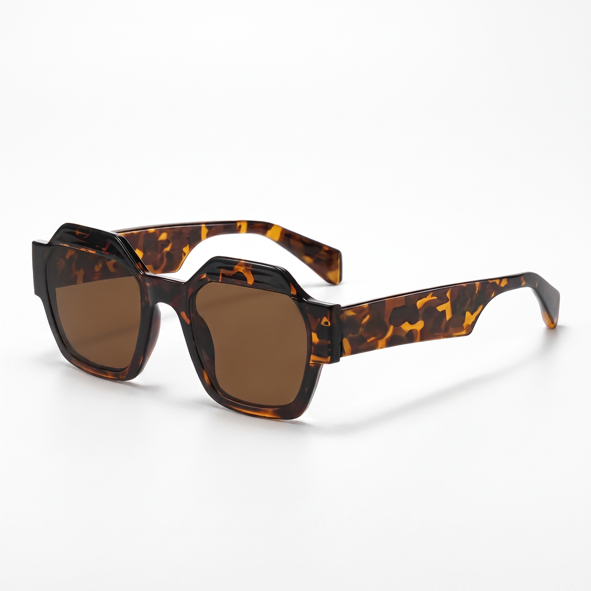 LENTES DE SOL GEOMÉTRICOS