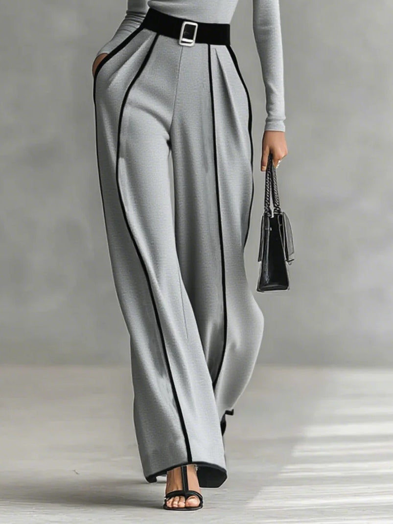 VALTHEA - CONJUNTO CON DETALLES EN CONTRASTE