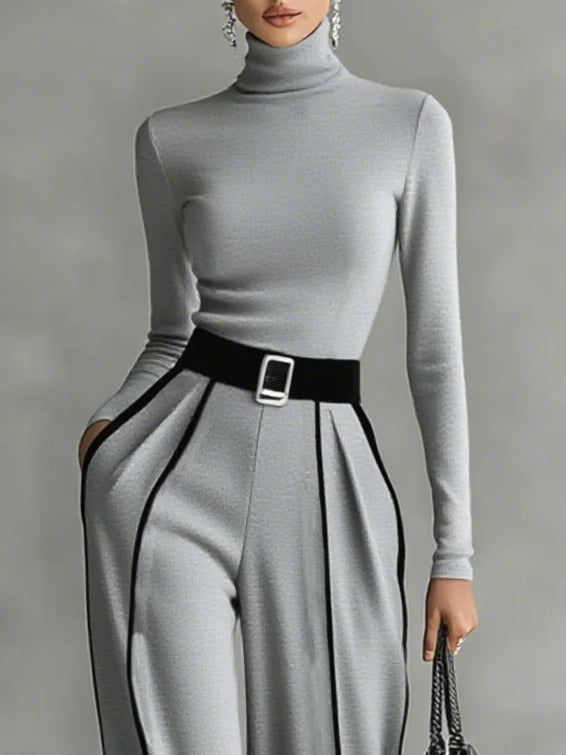 VALTHEA - CONJUNTO CON DETALLES EN CONTRASTE