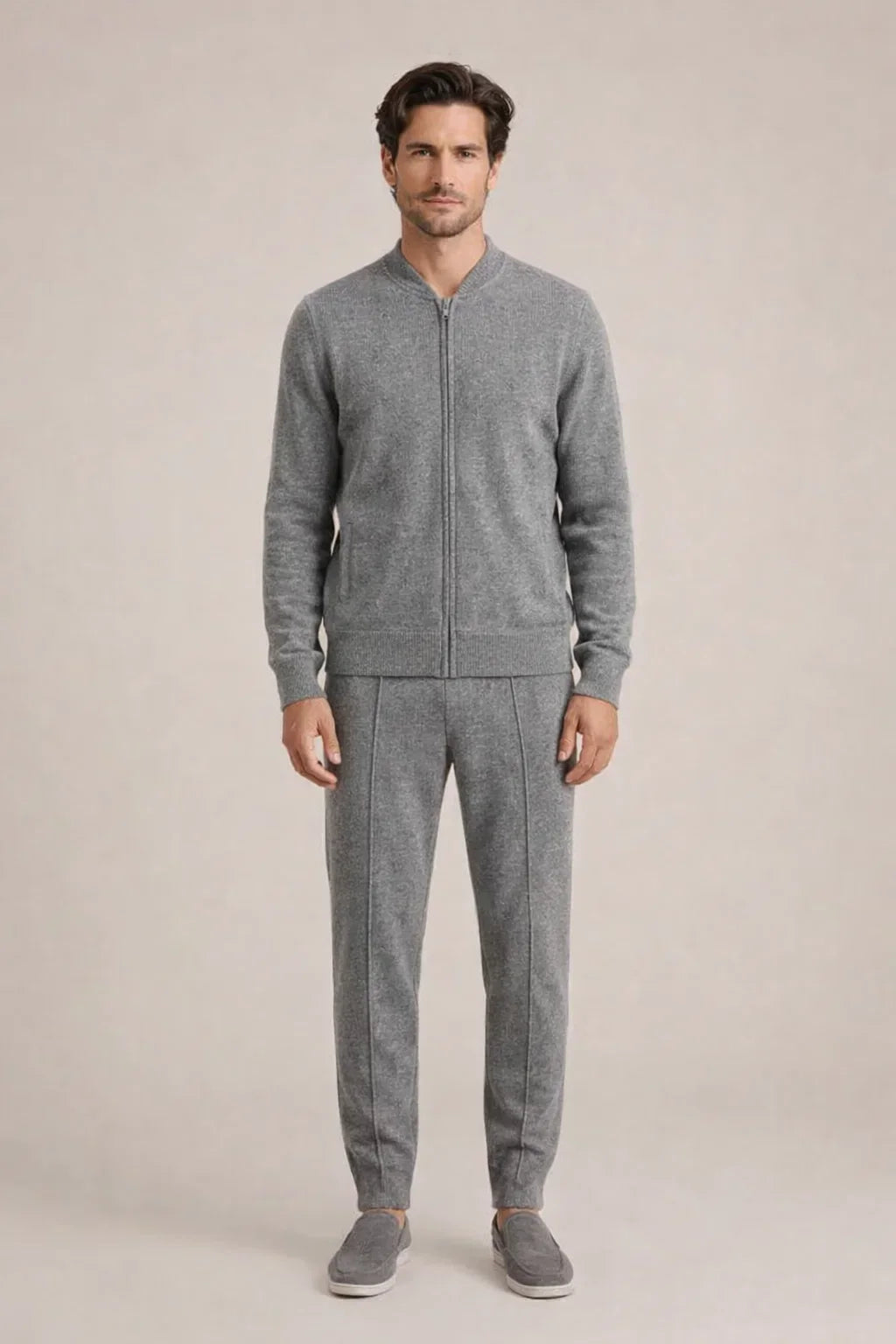 CONJUNTO CON CHAQUETA - GRIS CLARO