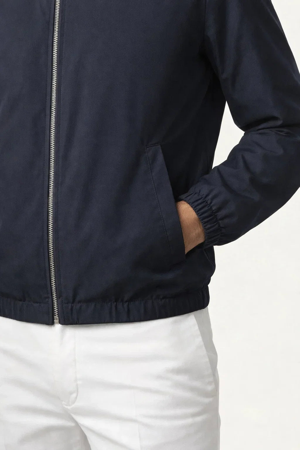 CHAQUETA TÉCNICA AZUL MARINO