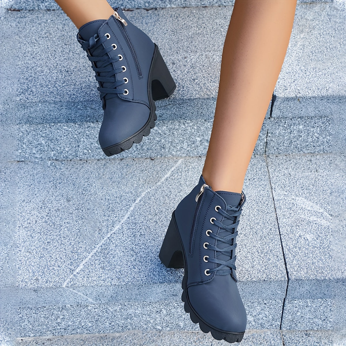 VALESKA - BOTINES CON CORDONES Y TACÓN ANCHO